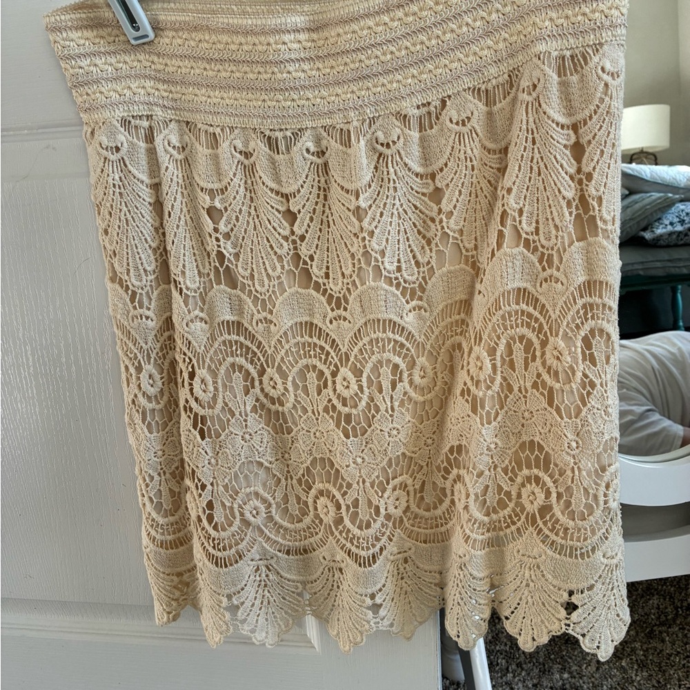 Chic Cream Lace Mini Skirt